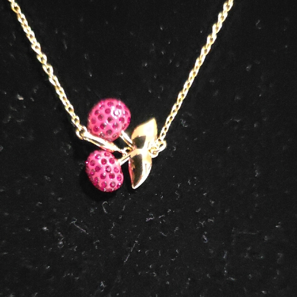 Coach Gold Necklace with Pink‎ Ladybug Charm - Picture 3 of 12